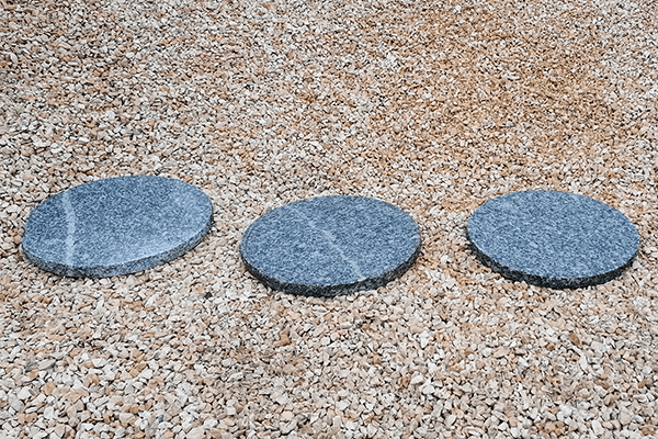3 Platten Trittstein Granit rund