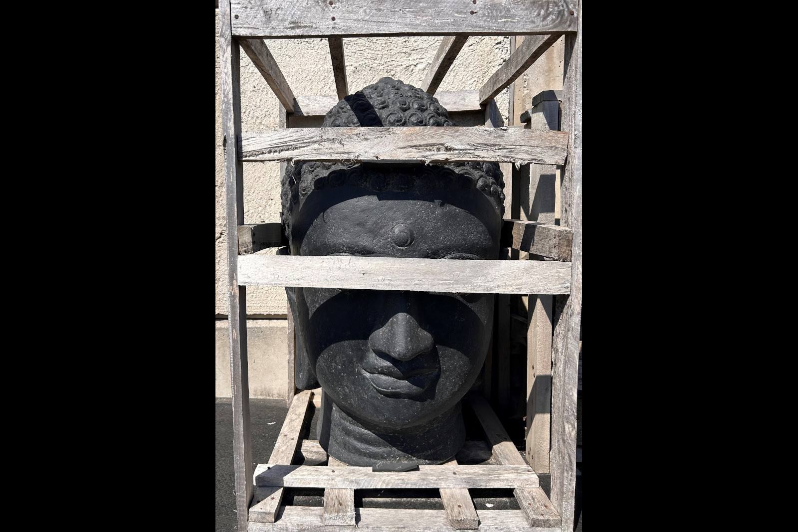 Buddha Kopf 75 cm – Schwarz, Zementguss Bild
